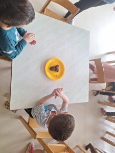 71d2497d0de9d0d976eb288c02758b00 225x300 - MI&Scaron;KE NA POPOLDANSKI ČAJANKI S STAR&Scaron;I