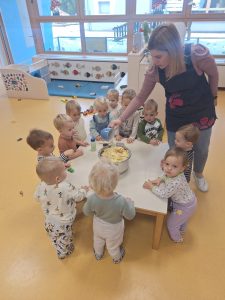 ebfdc899939ce38813c9069e5636dd35 225x300 - PRI RIBICAH JE DI&Scaron;ALO PO JABOLČNI ČEŽANI