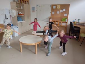 IMG 20260120 105427 300x226 - ZIMSKE OLIMPIJSKE IGRE PRI MEDVEDKIH