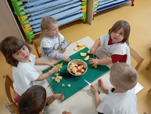 IMG 20260203 092050 300x226 - ZIMSKE OLIMPIJSKE IGRE PRI MEDVEDKIH