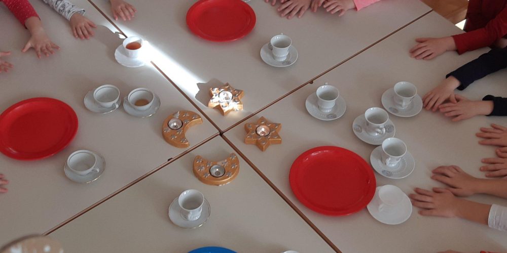 PEKA PIŠKOTOV Z MASTERCHEFICO JADRANKO BARAGA ter ČAJANKA