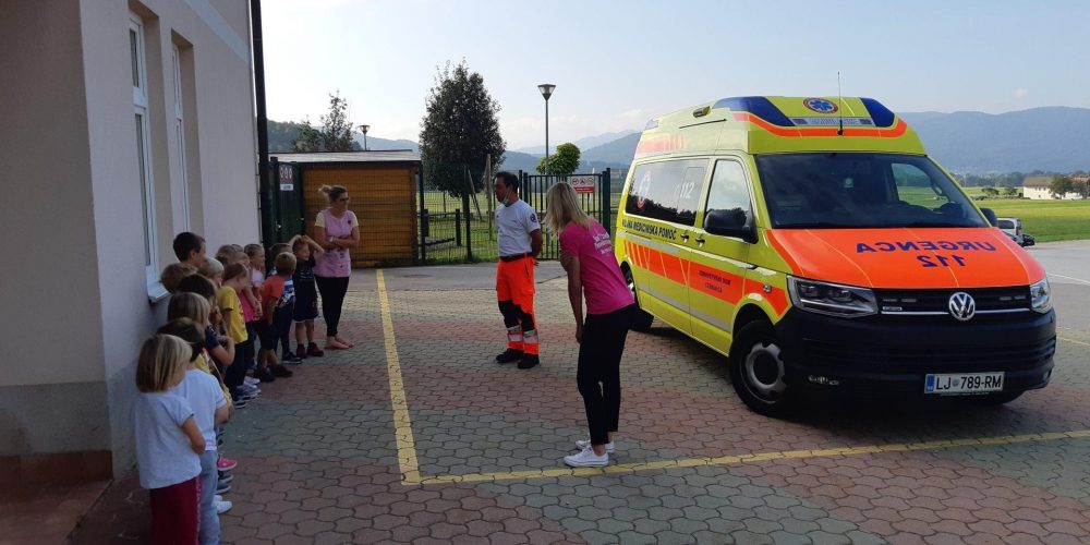 TJAŠA IN REŠEVALEC TEO PRI PTIČKIH IN MLINČKIH