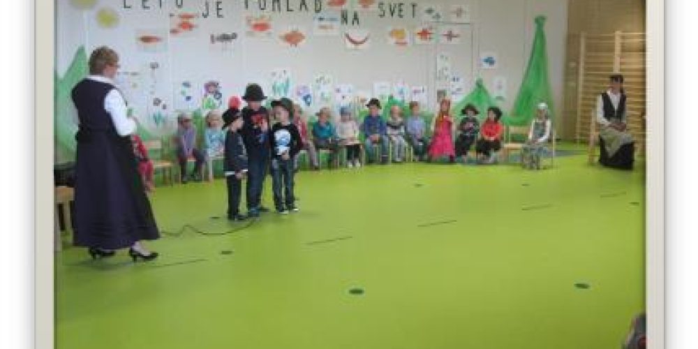 PRIREDITEV ZA STARŠE Z NASLOVOM  ”Lepo je pomlad na svet”