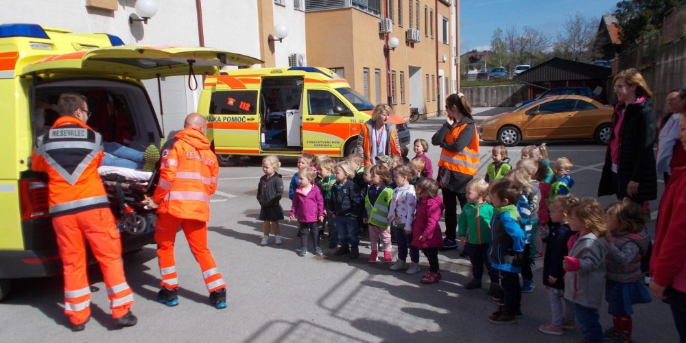 Ogled reševalne postaje – skupine Ribice, Žabice in Račke